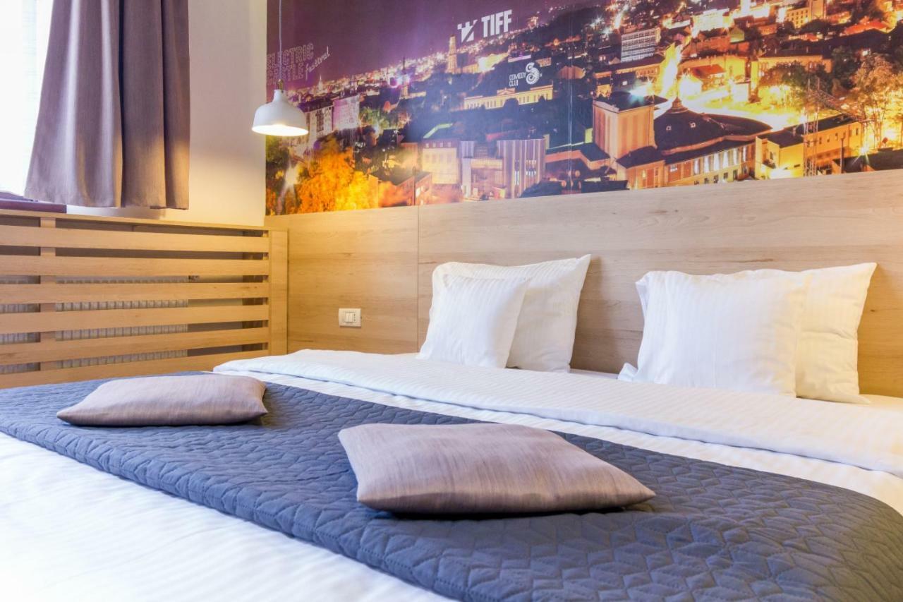 Corvin'S Crib Apartment Клуж-Напока Екстериор снимка